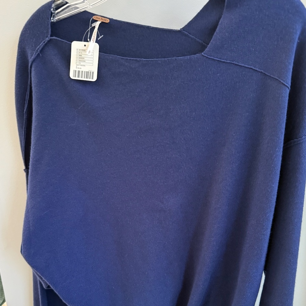 Free People Women's Small Asymmetric Neckline Sweater in Blue - new with tags